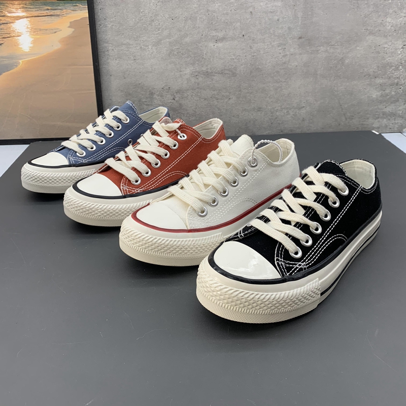 时尚百搭深口板鞋女鞋