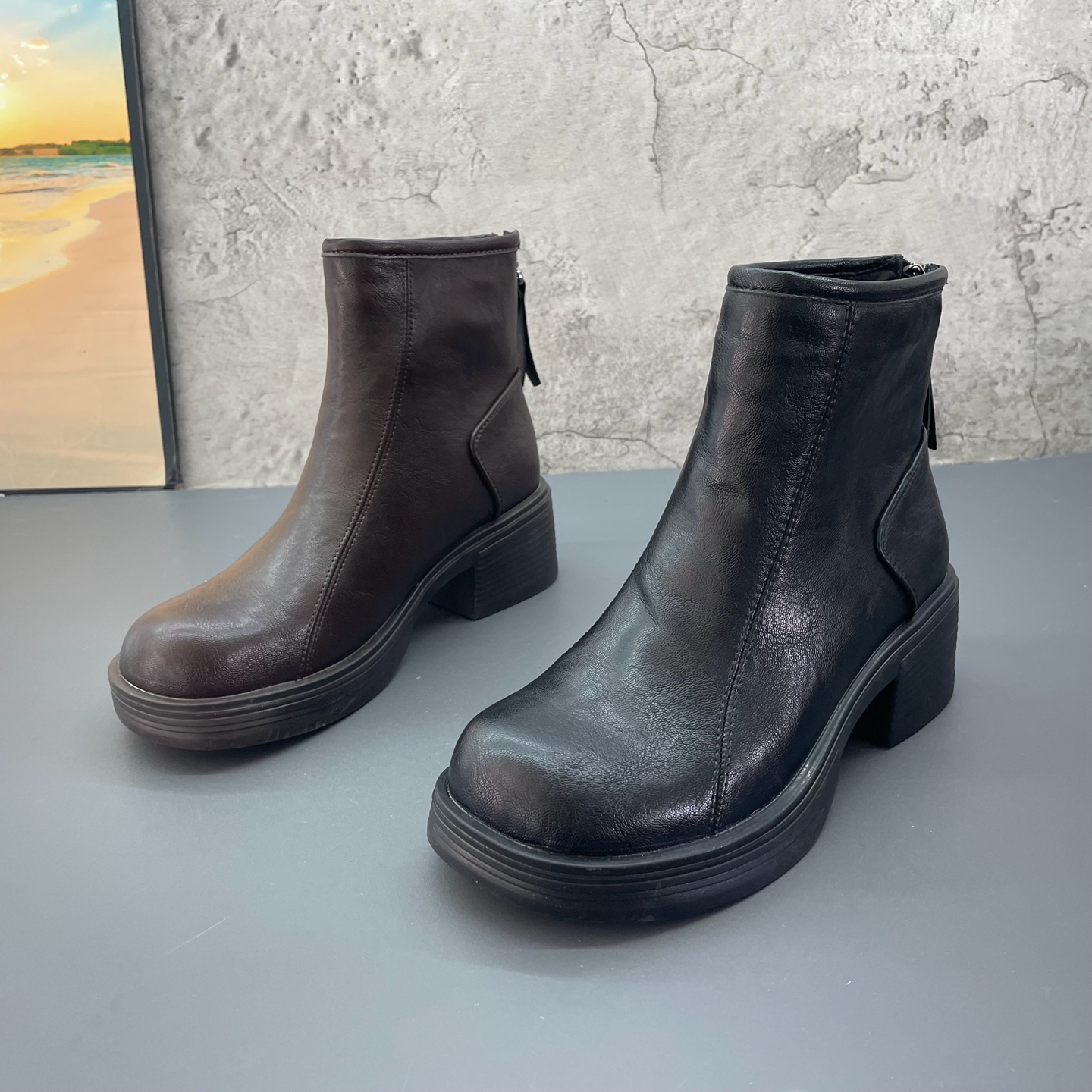 2025秋冬季新款撤柜折扣户外粗跟中跟加绒保暖时尚英伦风女棉短靴