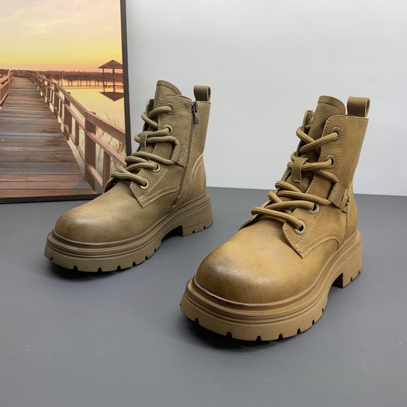 2023冬季新款品牌折扣真皮圆头侧拉链中跟加绒英伦风马丁靴女短靴