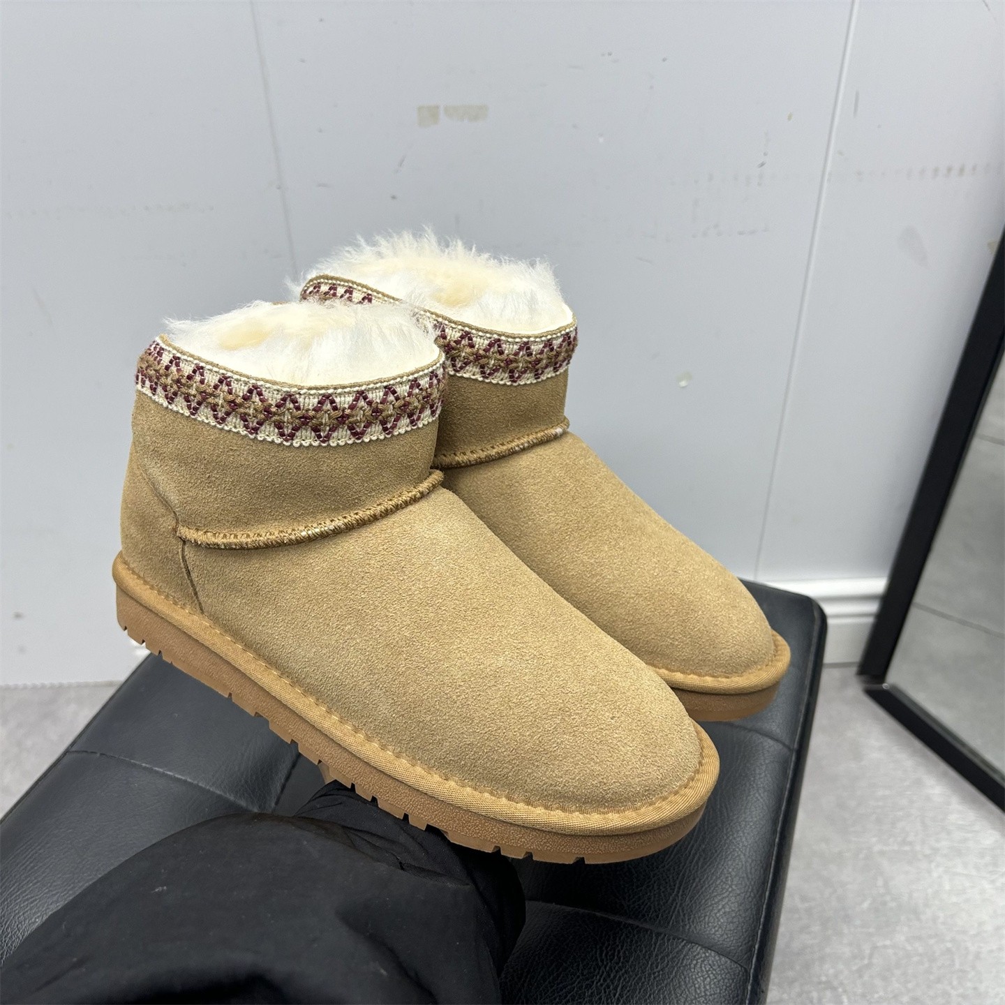 2025新款撤柜断码处理冬季真皮圆头套筒羊毛保暖防寒雪地靴大棉靴,女鞋,时尚雪地靴,淘宝优惠券,粉丝福利购,淘宝优惠卷