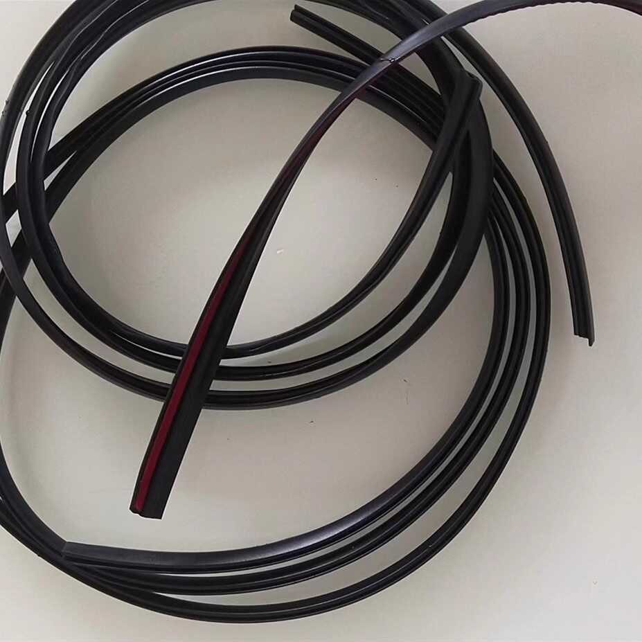 速锐前挡风玻璃比亚迪集雨板