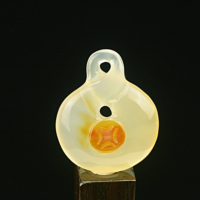 天然玛瑙扭转乾坤吊坠玉坠珠