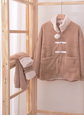 安杜拉女 秋冬 新款加厚法兰绒小翻领盘扣中国风家居服睡衣33075