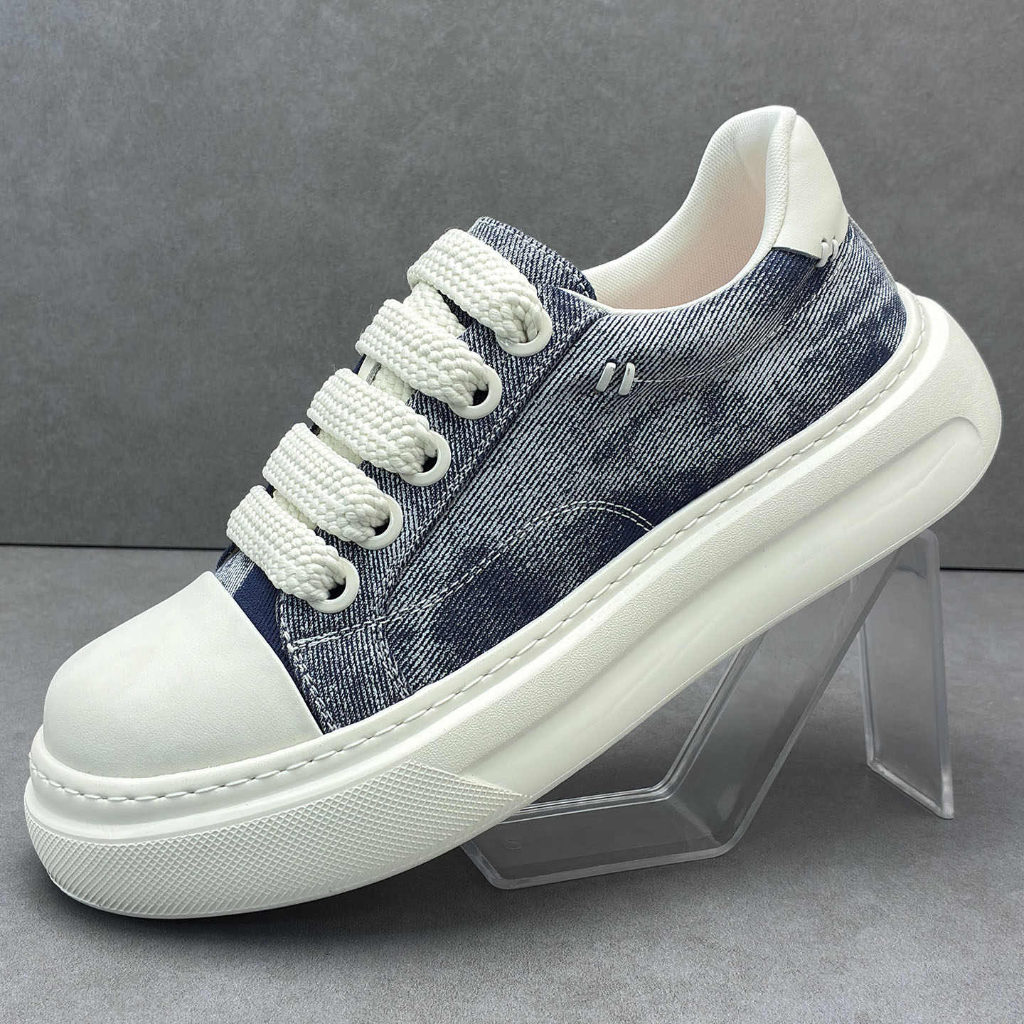 男鞋2026春季搭配弯刀裤中筒裤增高厚底牛仔布透气时尚休闲板鞋男,流行男鞋,休闲板鞋,淘宝优惠券,粉丝福利购,淘宝优惠卷