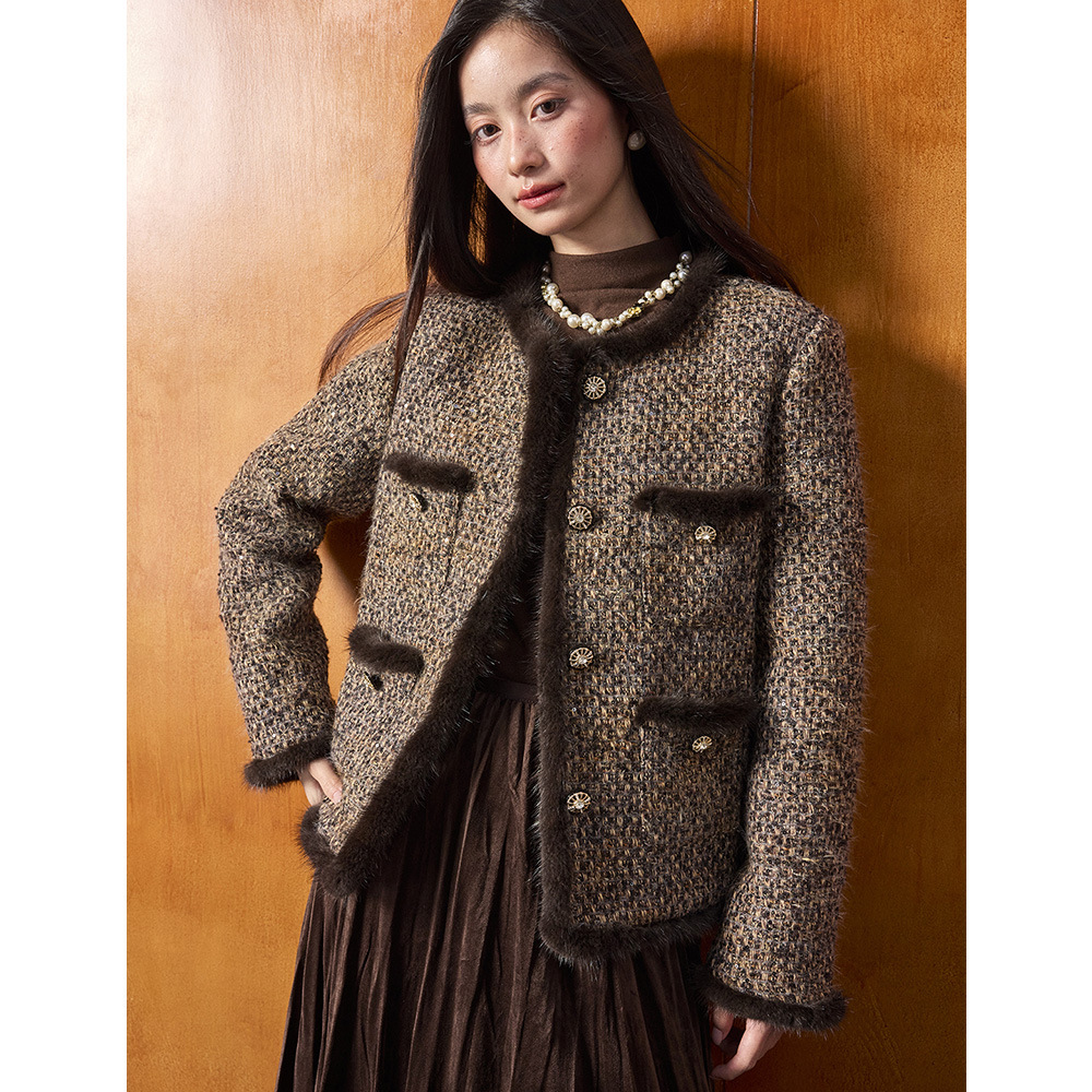 25冬新法式复古拼接格纹咖感贵气小香风羽绒上衣外套