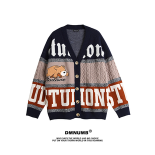 潮牌美式复古秋冬新款小熊提花针织V领开衫外套男女情侣毛衣37