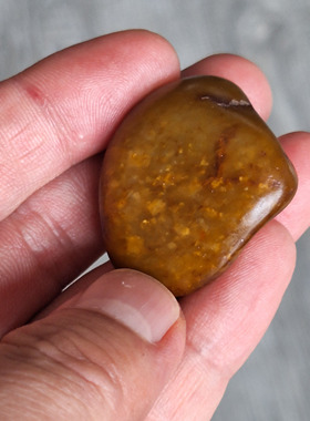 22.06g老熟新疆和田玉黄沁籽料原石未劳动，玉石文玩艺术收藏