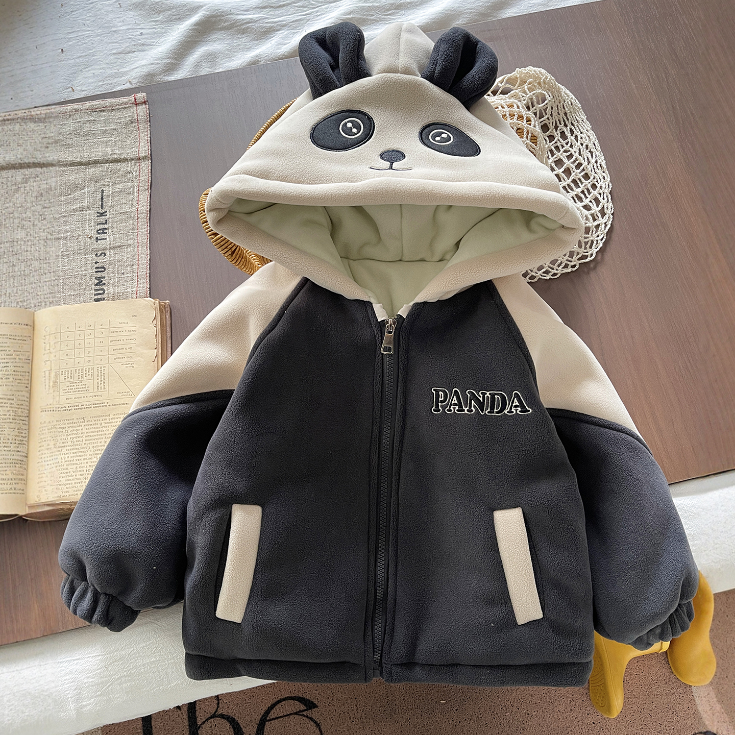 儿童摇粒绒外套秋冬男童保暖连帽上衣宝宝冬季棉服加绒加厚毛毛衣