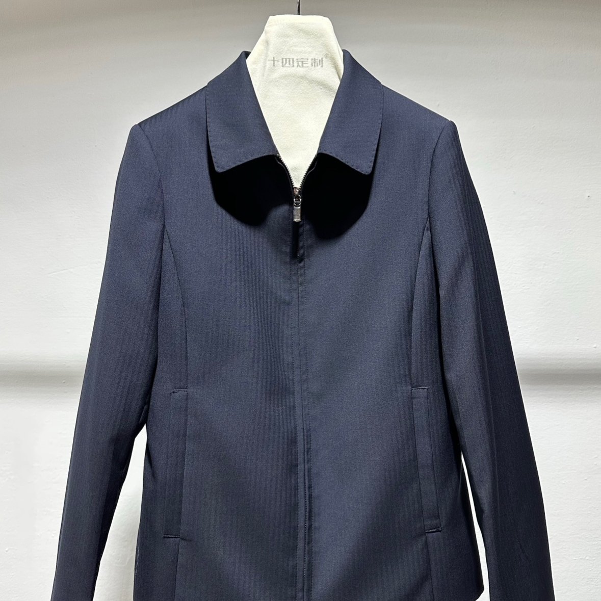 端庄美学经典传承2026春秋新品羊毛女夹克短外套英伦风衣显瘦蓝黑,女装/女士精品,短外套,淘宝优惠券,粉丝福利购,淘宝优惠卷