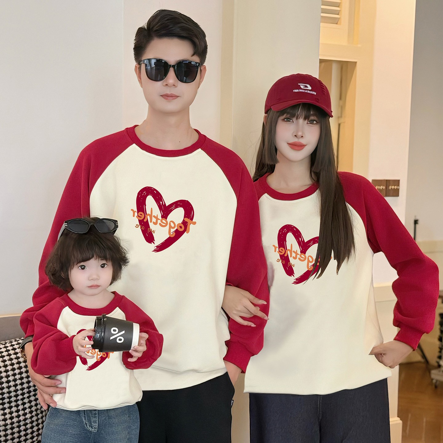 亲子装一家三口长袖卫衣2025新款秋冬季四口全家装母子母女运动会