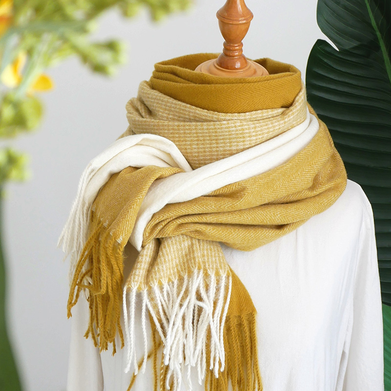 藏月光，日系文艺姜黄。保暖围巾