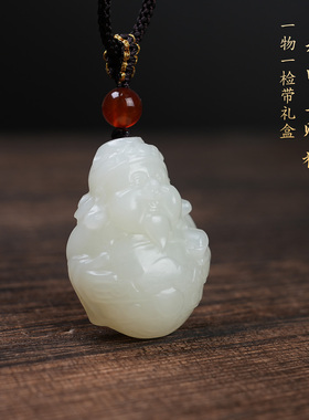 天然和田白玉财神吊坠财源滚滚