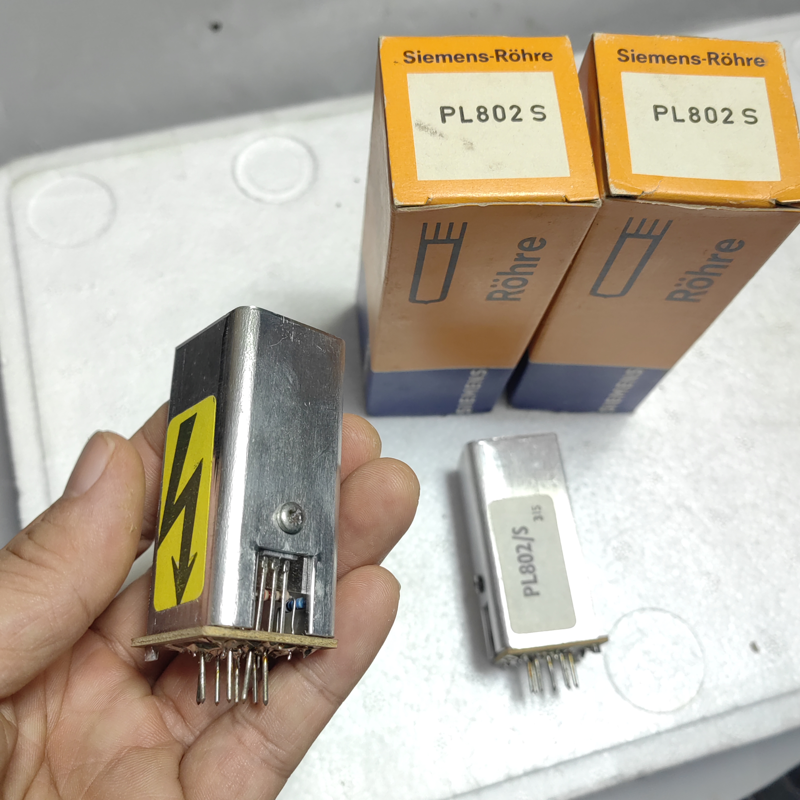 SIEMENS德国原产西门子PL802S全新原盒未使用过的库存
