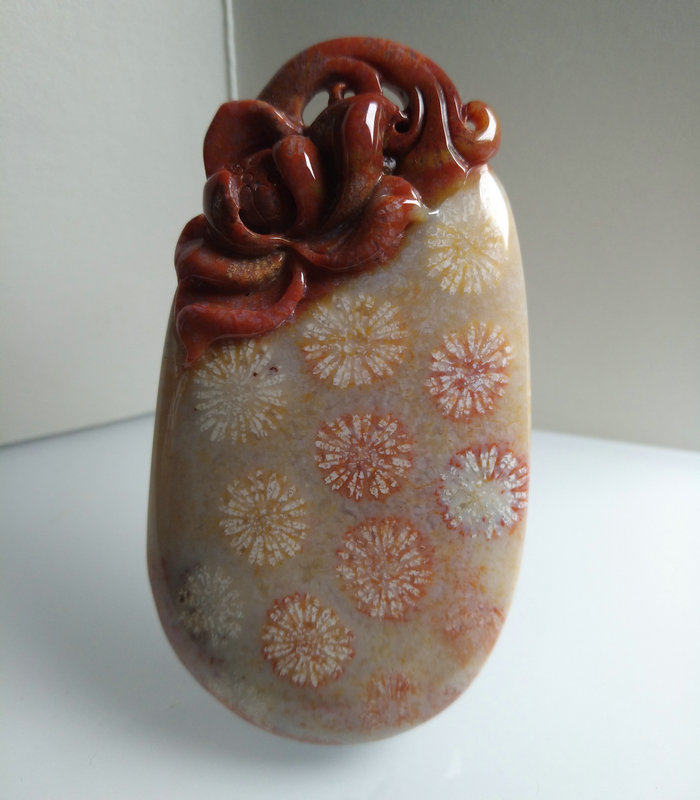 已结缘 鸿运当头 牛血红俏色印尼珊瑚玉大彩粉花吊坠项链菊花石