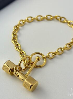 潮男个性金色健身哑铃钛钢手链男款小众设计感男生饰品高级感配饰