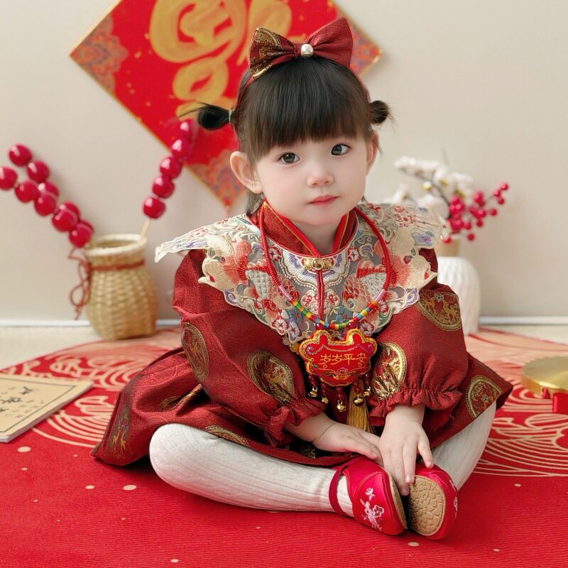 秋季新女宝宝周岁礼服红色喜庆中式抓周礼服国风生日宴周岁宴冠衣
