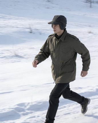 冬季雪地防水护耳帽男女欧美复古户外防雪保暖软帽檐可折叠可调节