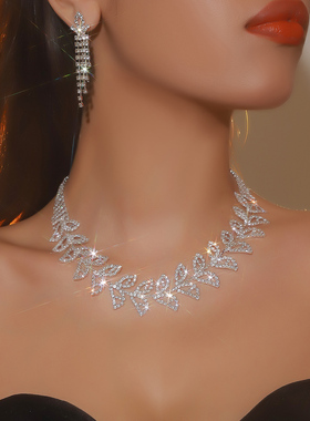 新款热卖爆款闪亮水钻项链女时尚