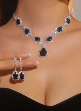 高级感水滴形吊坠项链耳环两件套