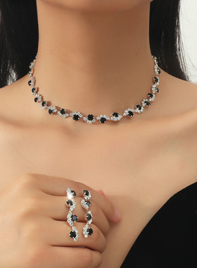 町卡施家时尚新娘婚纱晚宴水钻首饰套装 闪钻水晶项链耳环两件套