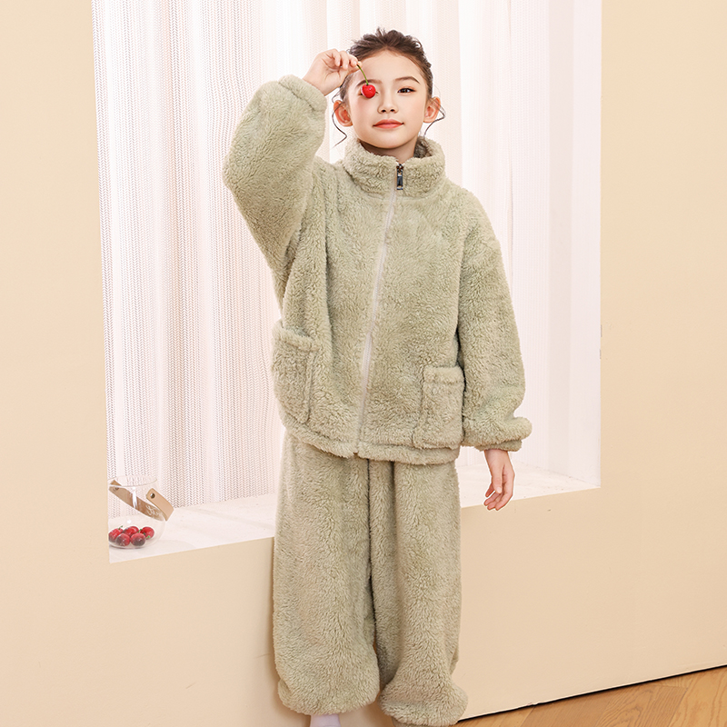 2025新款男女童睡衣冬款珊瑚绒云麦绒加绒加厚秋季儿童家居服套装