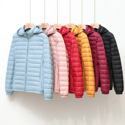 脱卸帽短款轻薄羽绒服男女情侣装