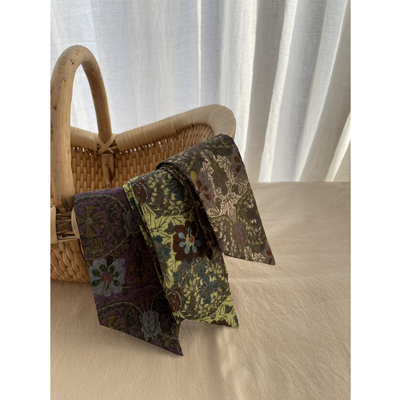 OneBlueNook春秋复古老花丝巾