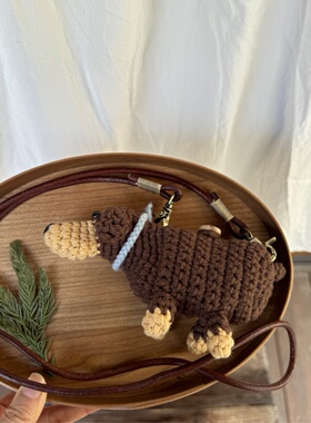 OneBlueNook丨 手作款毛线腊肠狗 迷你斜挎小包 口红包