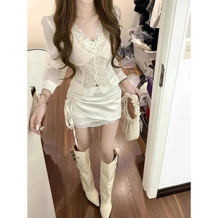 法式千金温柔淑女风优雅气质套装蕾丝v领上衣高腰显瘦短裙两件套