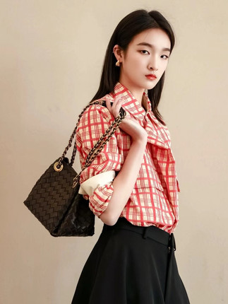 编织羊皮链条女包高品质双倍头层羊皮 皮穿链条女包单肩也斜挎 包