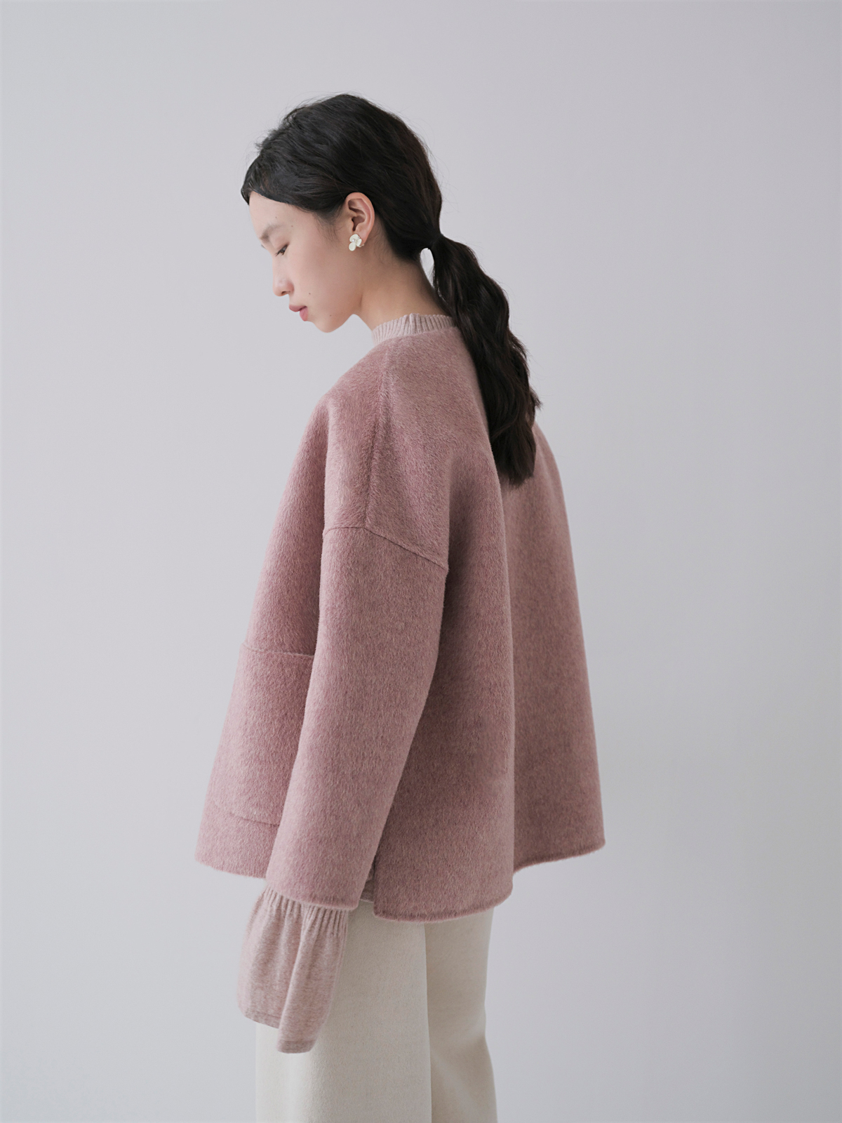 原隐羊毛毛呢短款复古木扣羊驼秋