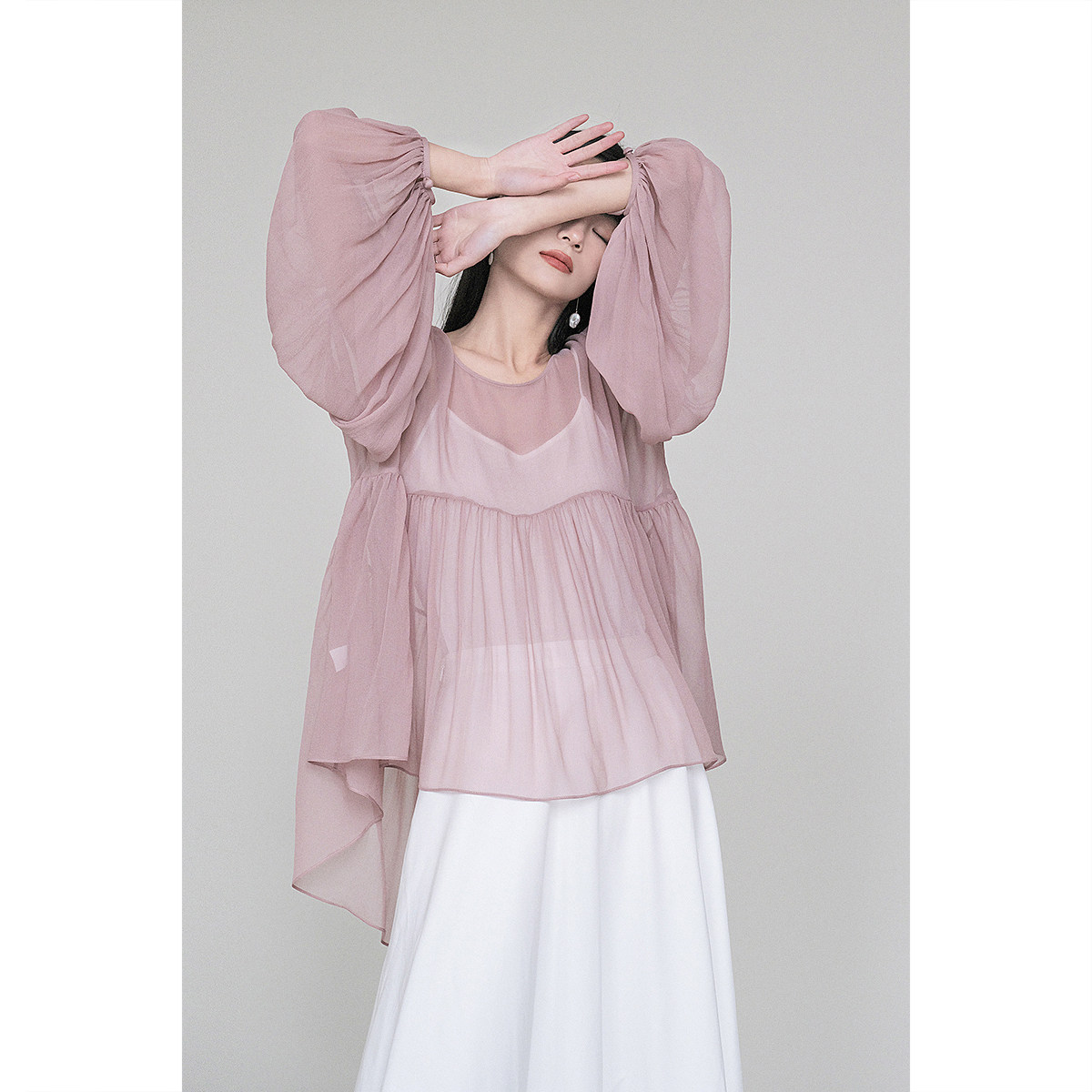 YuanYin夏超仙复古粉色泡泡袖ins薄防晒桑蚕丝真长优雅chic上衣女