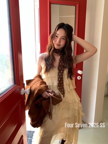 FOUR SEVEN 2026SS 韩系chic重工层层荷叶边拼接不规则显瘦吊带裙