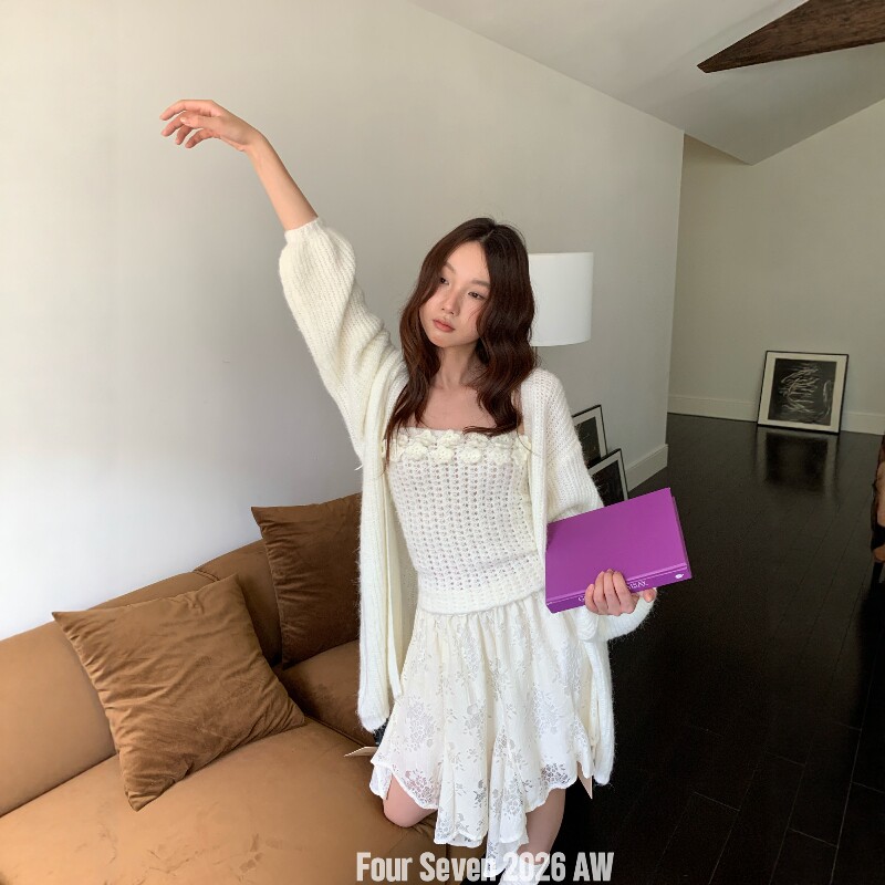 FOUR SEVEN 2026AW 韩版花朵抹胸+开衫两件套毛衣针织衫