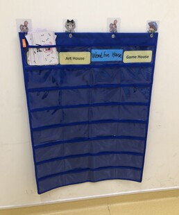 英迈儿童英语定制32格学生书识字卡片收纳挂袋字咭认字透明词语袋