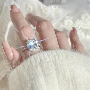 冰糖轻奢感气质巨好看的戒指女粗胖手大号冷门2025新款爆款学生党