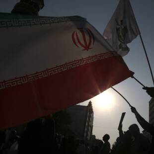 90*150cm现货 3*5ft涤纶旗帜和平不易伊朗国旗打扣旗子加油