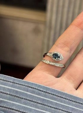 满钻灵蛇仿锆石戒指女小众设计冷淡风指环轻奢感时尚百搭尾戒