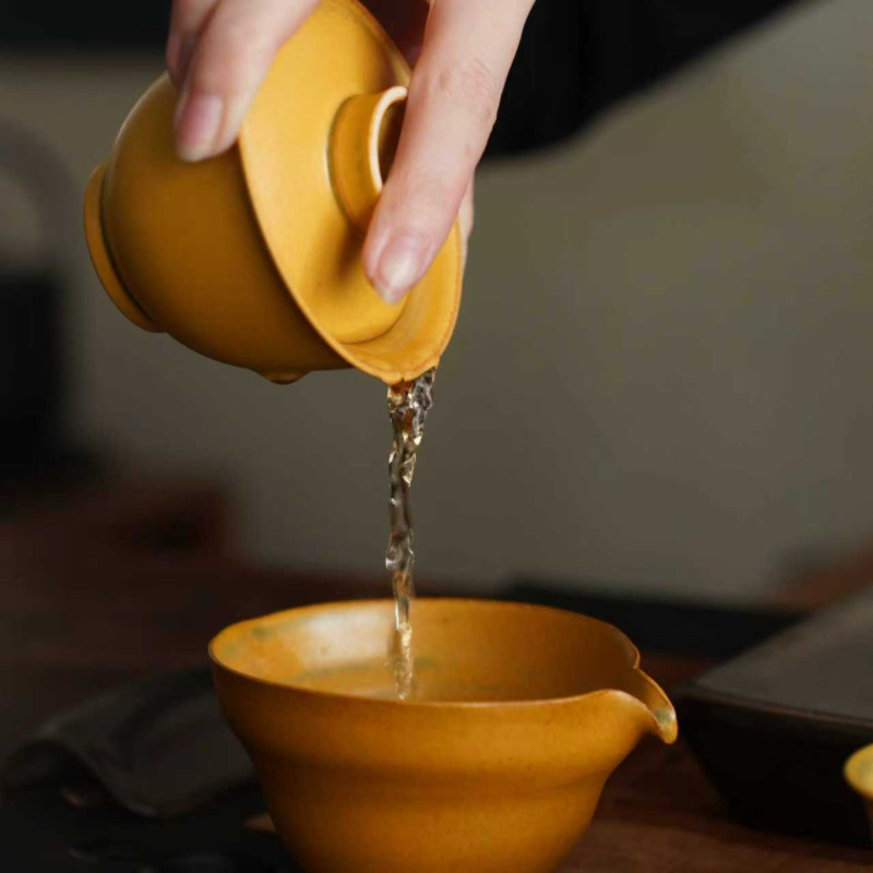 中吉造 慕秋系列 纯手工原矿矿石粉引盖碗主人杯