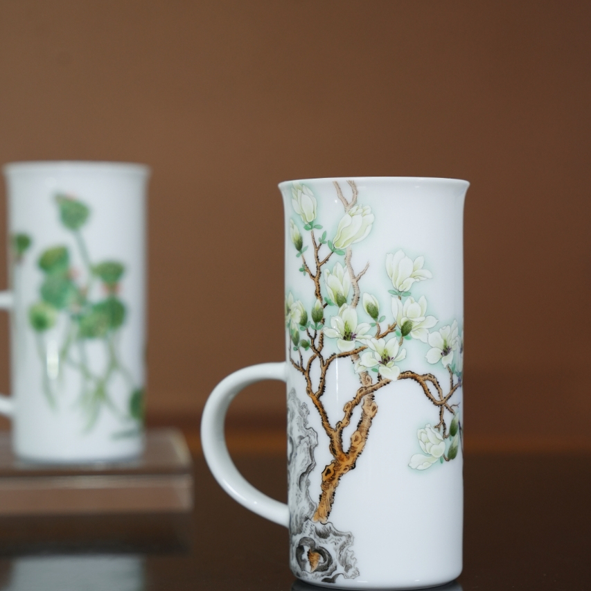 周丹丹作品纯手绘花神杯釉上彩