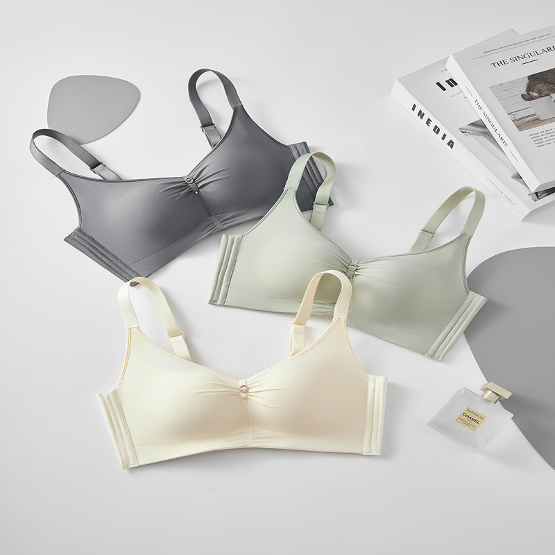 光面无痕内衣女聚拢防下垂收副乳调整型内衣小胸不空杯无钢圈文胸