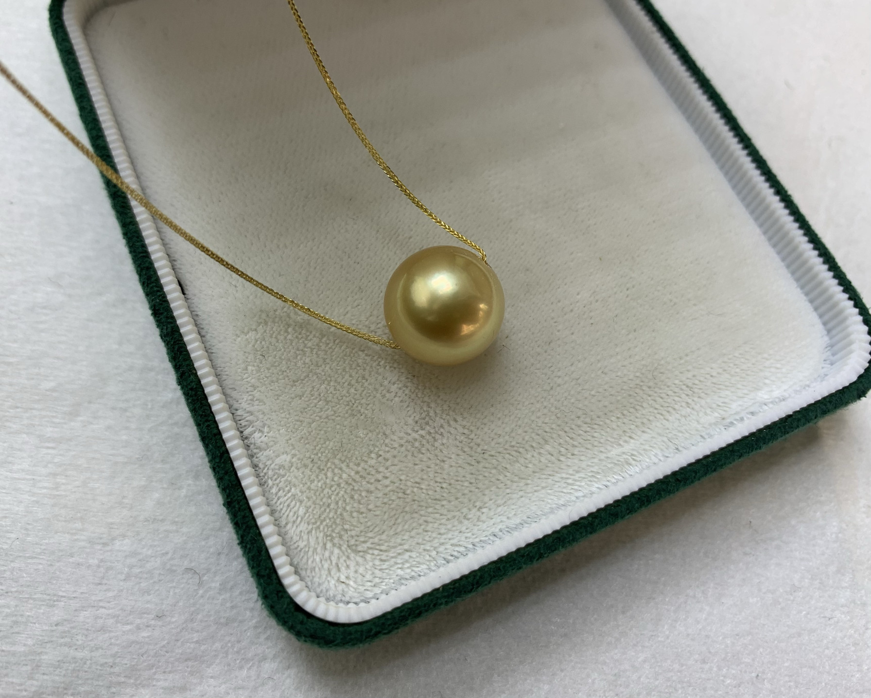 18K金肖邦链天然色南洋金珠穿心珠吊坠正圆南洋珠项链12.2mm