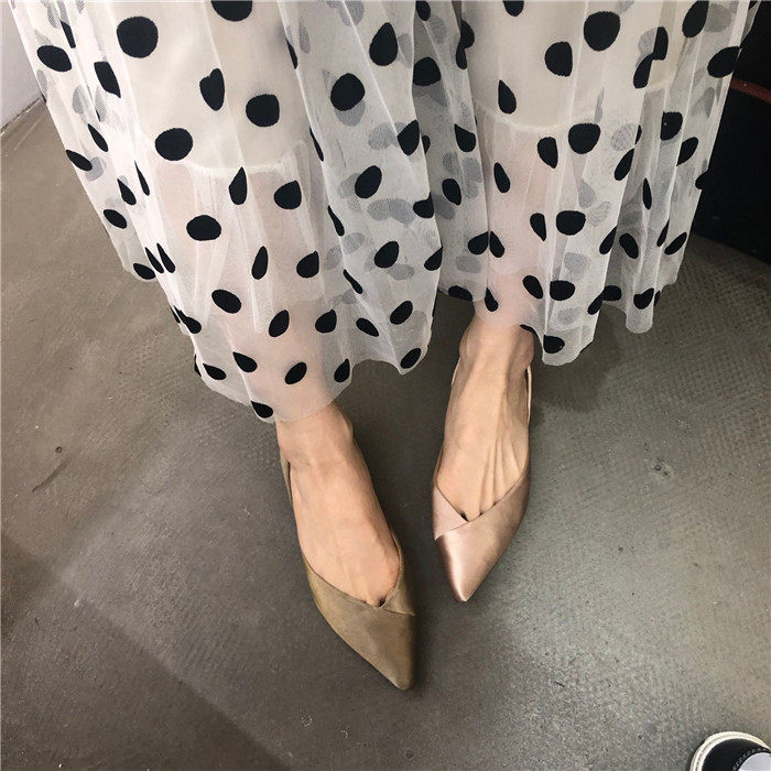 queen女鞋韩版超chic尖头浅口个性绸缎简约百搭平跟单鞋女