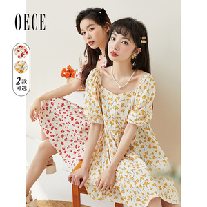 Oece夏装新款女元气清新减龄泡泡袖碎花连衣裙