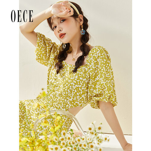 Oece复古碎花连衣裙春夏新款女方领裙子镂空设计感