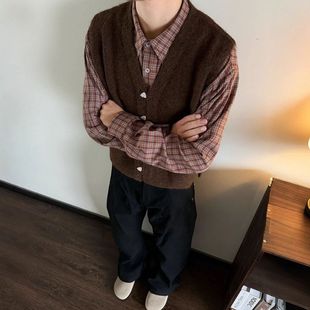 棕色马甲上衣开衫毛衣叠秋冬季休闲复古无袖穿外搭领日系针织男V