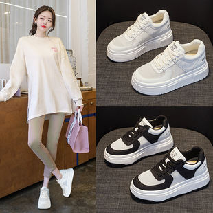 秋天内增高女鞋8cm增高厚底松糕底网面透气小个子搭配裙子的鞋子