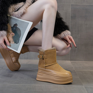 小个子冬天穿的鞋子防滑防水厚底雪地靴女松糕加绒厚底内增高短靴