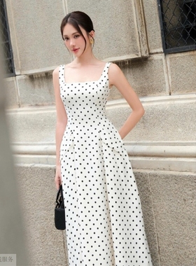 越十年越南小众hoivu新款法式波点可盐可甜经典吊带裙连衣裙