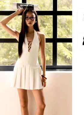 越十年越南小众somehow新款甜美可爱少女风挂脖露背连衣裙